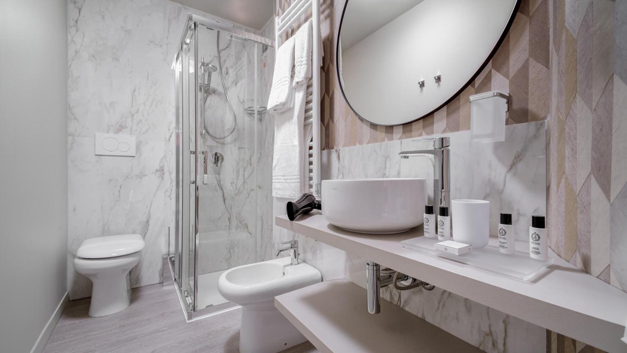 Be Duomo - Self Check-In Bed and Breakfast Voghera Exteriör bild